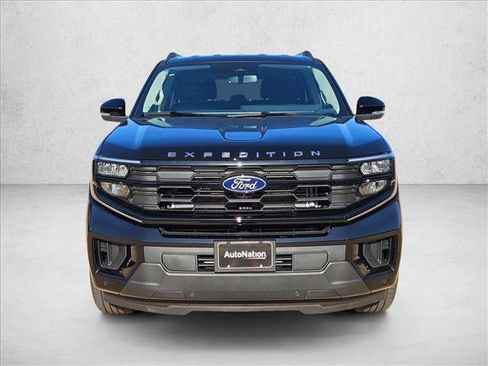 New 2026 Ford Expedition Active RWD image 6