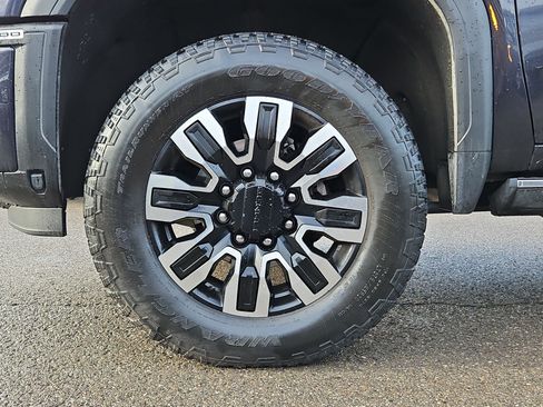 Used 2024 GMC Sierra 3500 Denali Ultimate image 11