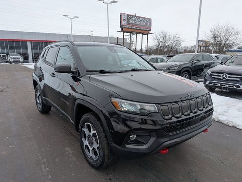 Used 2022 Jeep Compass Trailhawk w/ Sun and Sound Group image 10