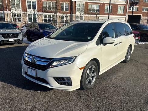 Used 2019 Honda Odyssey Touring image 1