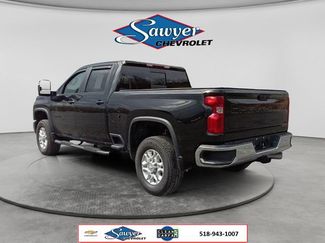 Used 2025 Chevrolet Silverado 2500 LT w/ Convenience Package AWD/4WD video 3