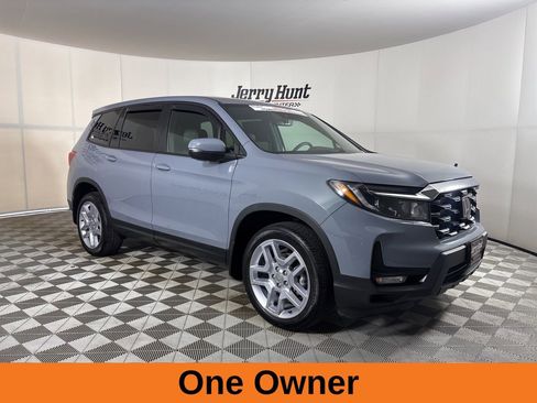 Used 2025 Honda Passport EX-L image 4