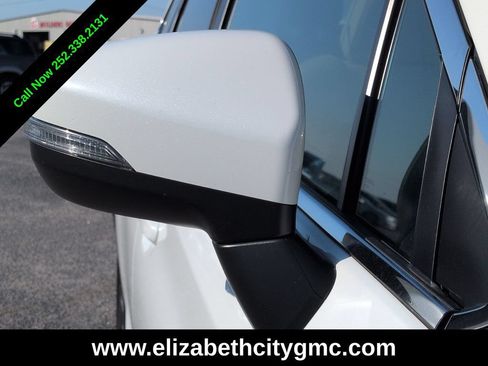 Used 2023 Subaru Ascent Limited AWD/4WD image 11