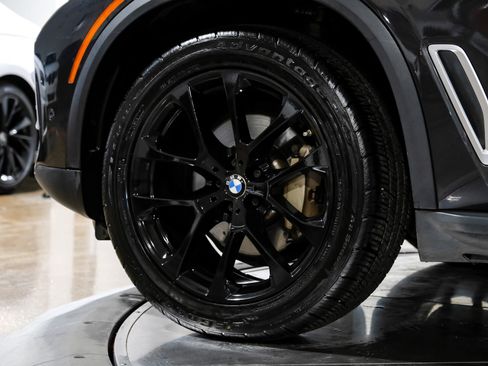 Used 2023 BMW X5 sDrive40i image 61