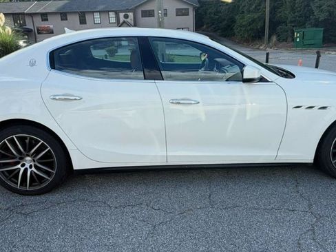 Used 2017 Maserati Ghibli S RWD image 9