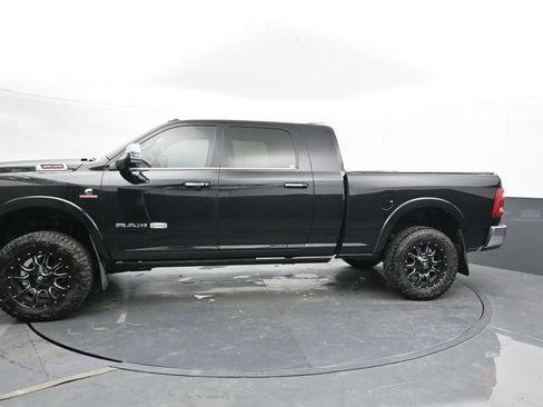 Used 2022 RAM 3500 Limited AWD/4WD image 9