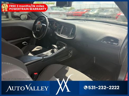 Used 2022 Dodge Challenger GT RWD image 17