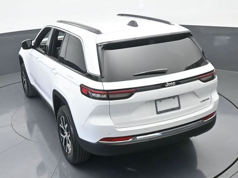 Used 2025 Jeep Grand Cherokee Limited image 49