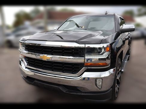 Used 2018 Chevrolet Silverado 1500 LT w/ All Star Edition RWD image 1