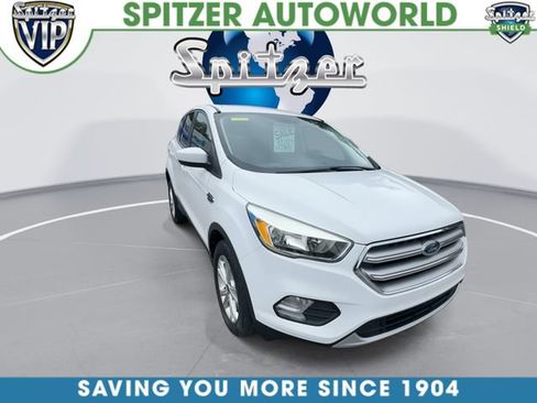 Used 2017 Ford Escape SE AWD/4WD image 3