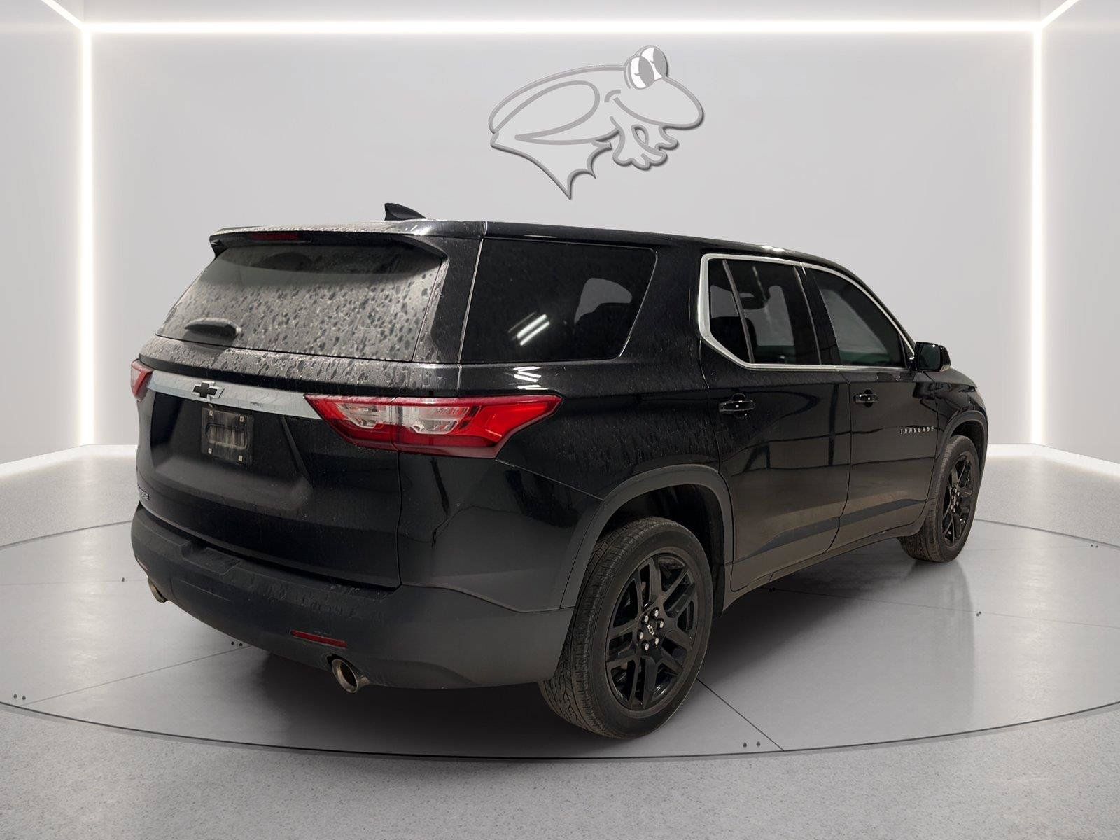 Used 2021 Chevrolet Traverse LS FWD image 5