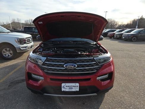 Certified 2024 Ford Explorer King Ranch w/ Technology Package AWD/4WD image 20