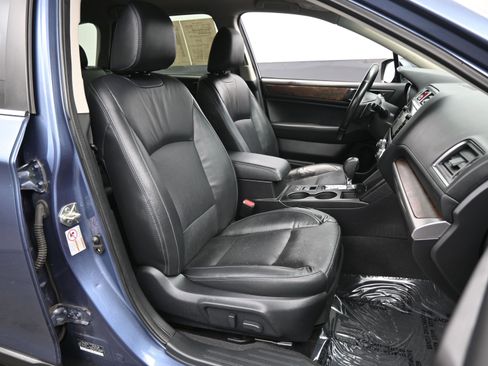 Used 2016 Subaru Outback 2.5i Limited image 15