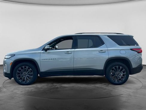 Used 2023 Chevrolet Traverse RS w/ LPO, Floor Liner Package AWD/4WD image 5