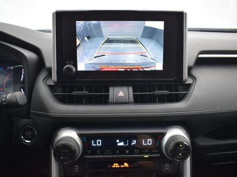 Used 2024 Toyota RAV4 XLE FWD image 15