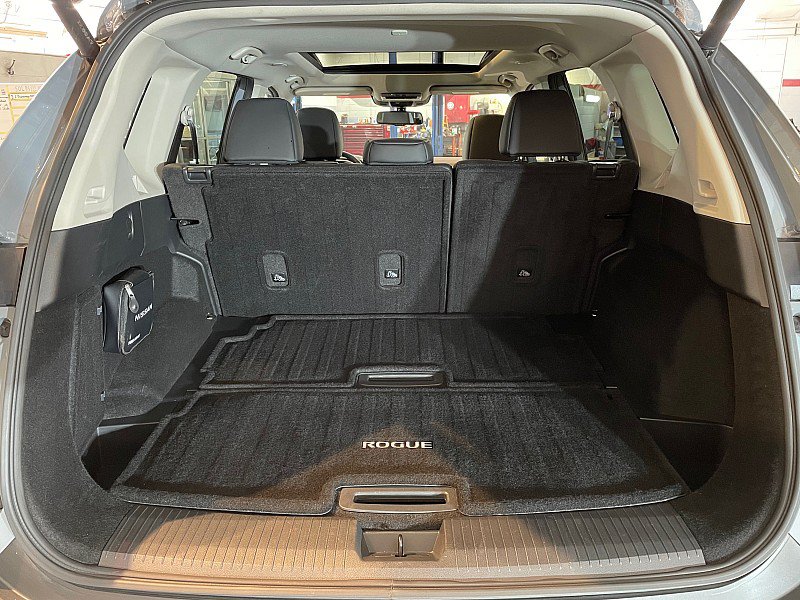 Used 2023 Nissan Rogue SL w/ SL Premium Package AWD/4WD image 6