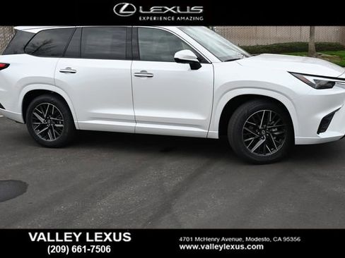 New 2026 Lexus TX 350 AWD image 3