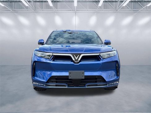 New 2024 VinFast VF 9 Plus image 2