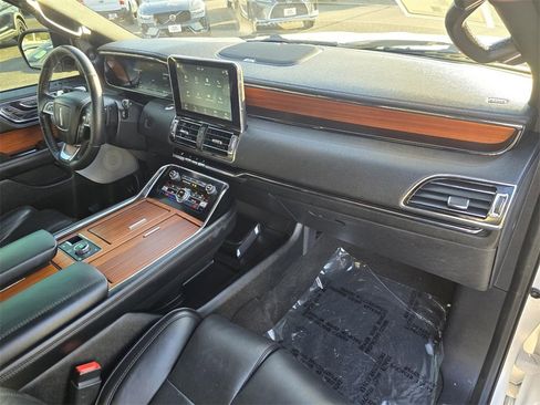 Used 2019 Lincoln Navigator Reserve w/ Cargo Package image 31