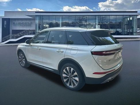 Used 2022 Lincoln Corsair Reserve w/ Elements Package FWD image 6