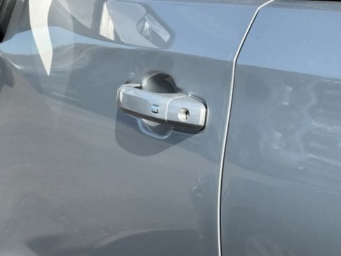 Used 2022 Chevrolet Silverado 1500 RST image 14