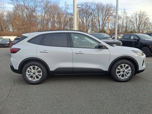 New 2025 Ford Escape Active w/ Cold Weather Package image 8