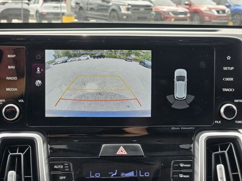Used 2022 Kia Sorento S w/ Panoramic Sunroof Package FWD image 23