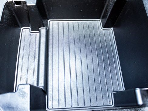 Used 2022 Chevrolet Tahoe Premier image 21