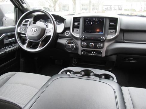 Used 2024 RAM 2500 Big Horn w/ Bed Utility Group image 15