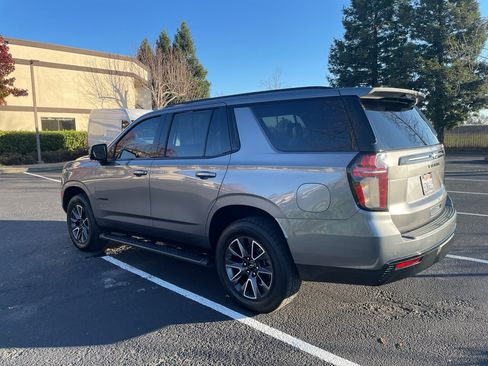Used 2021 Chevrolet Tahoe Z71 w/ Z71 Signature Package image 6