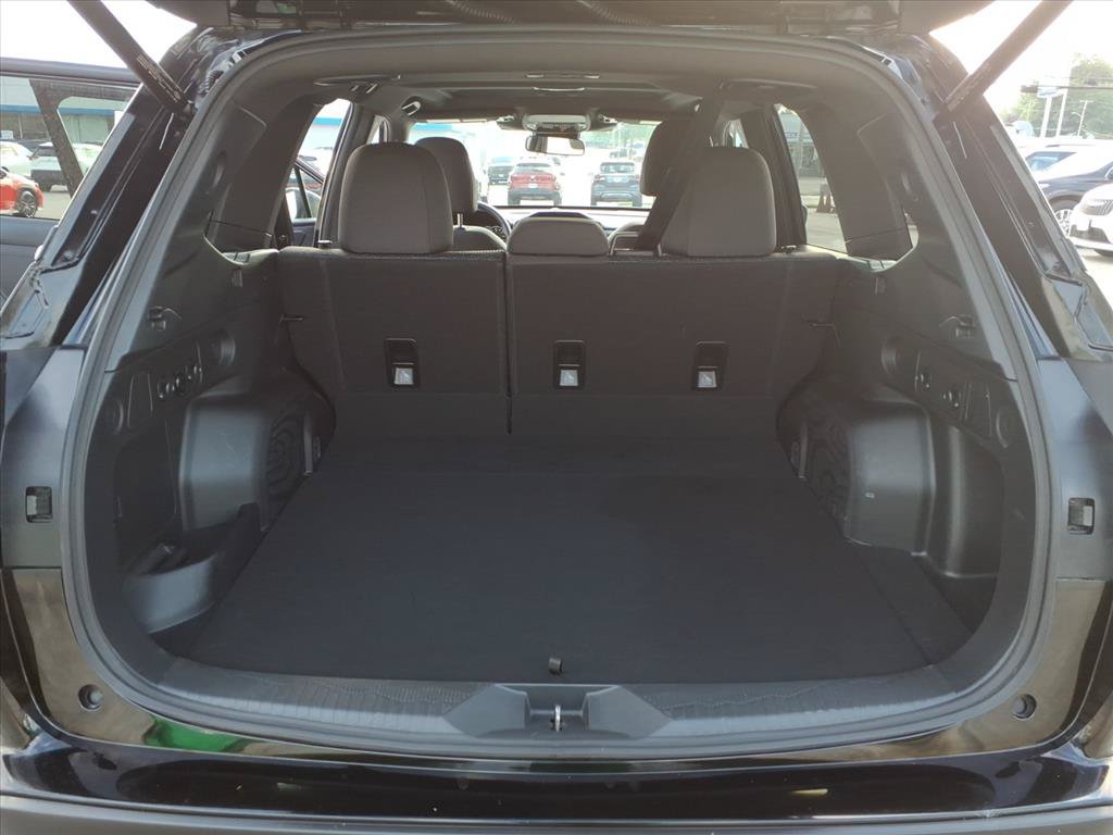 Used 2025 Subaru Forester Premium AWD/4WD image 14