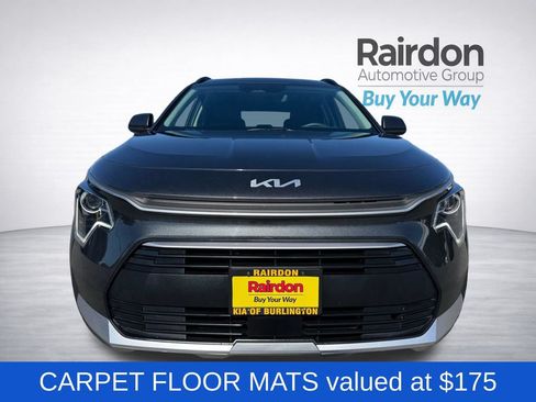 Used 2024 Kia Niro EX FWD image 2