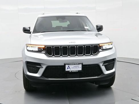 New 2025 Jeep Grand Cherokee Laredo X image 3
