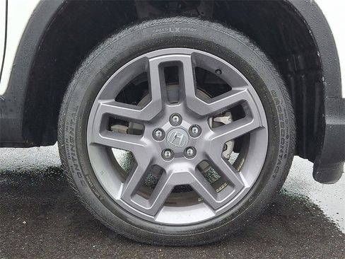 Used 2023 Honda Passport EX-L image 9