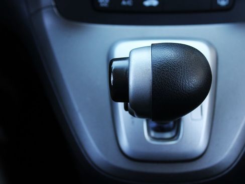 Used 2011 Honda CR-V LX image 17