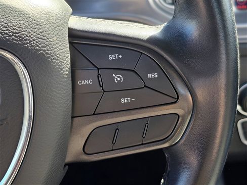 Used 2023 Dodge Charger SXT image 11