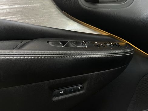 Used 2015 Nissan Murano Platinum w/ Platinum Technology Package image 22