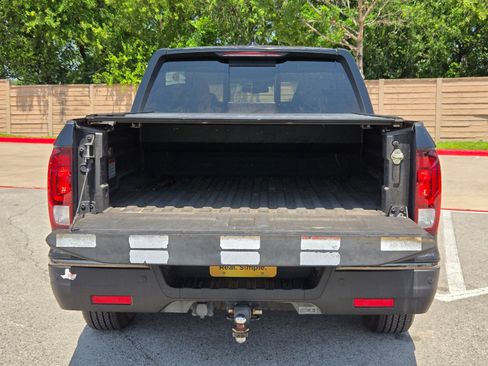 Used 2017 Honda Ridgeline Black Edition image 24