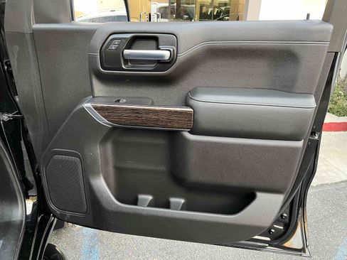 Used 2020 GMC Sierra 1500 SLE w/ SLE Value Package AWD/4WD image 67