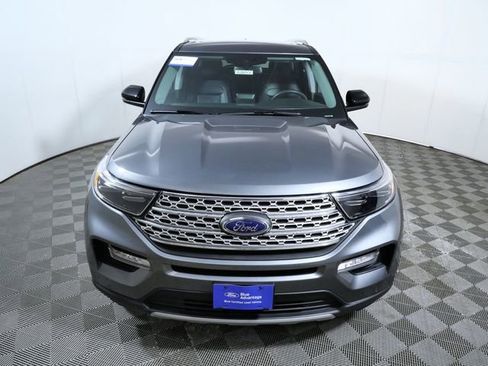 Certified 2023 Ford Explorer Limited w/ Limited Technology Package image 3
