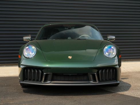 Used 2026 Porsche 911 Carrera GTS RWD image 6