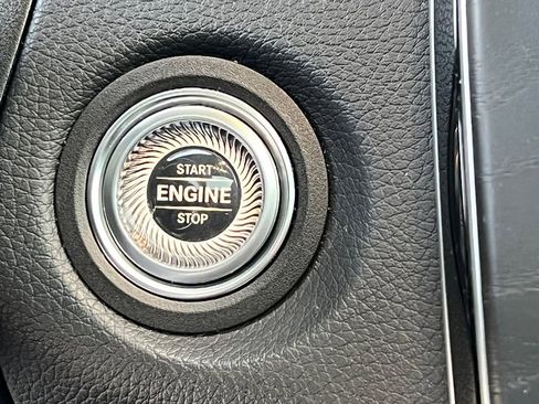 Used 2022 Mercedes-Benz GLC 300 4MATIC Coupe image 18