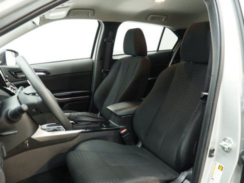 Used 2025 Mitsubishi Eclipse Cross ES AWD/4WD image 8