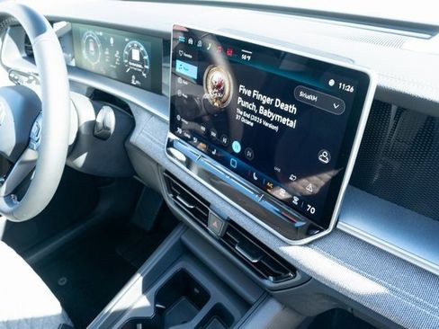 New 2026 Volkswagen Tiguan S image 41