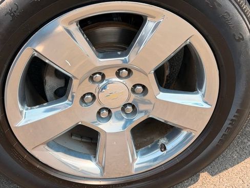 Used 2017 Chevrolet Tahoe Premier AWD/4WD image 12