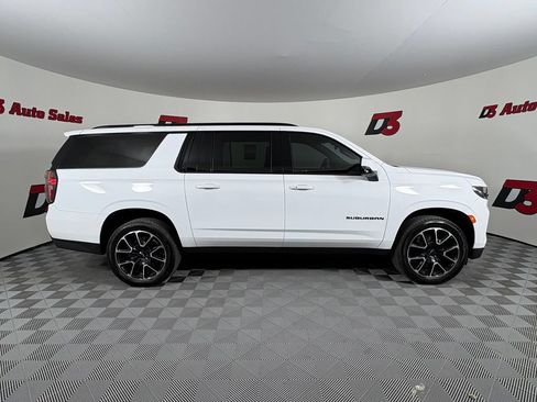 Used 2023 Chevrolet Suburban RST w/ Luxury Package RWD image 7