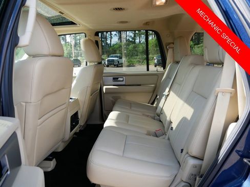 Used 2017 Ford Expedition Limited w/ Equipment Group 301A AWD/4WD image 11