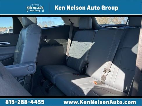 Used 2021 Buick Enclave Essence w/ Sound and Sites Package image 19