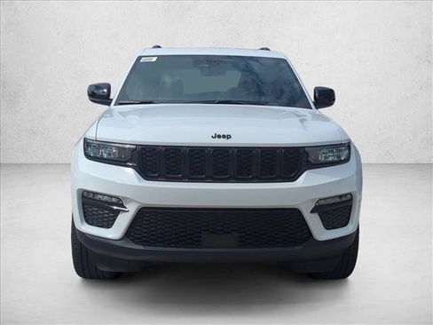 New 2025 Jeep Grand Cherokee Limited image 6