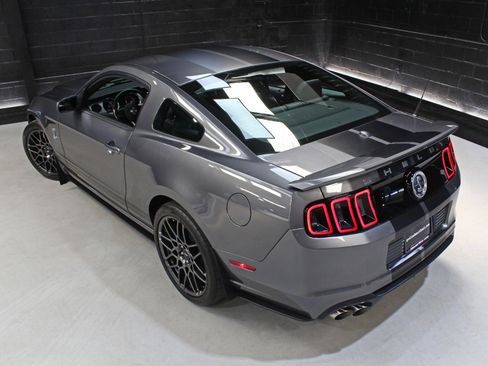Used 2014 Ford Mustang Shelby GT500 w/ Equipment Group 821A RWD image 17